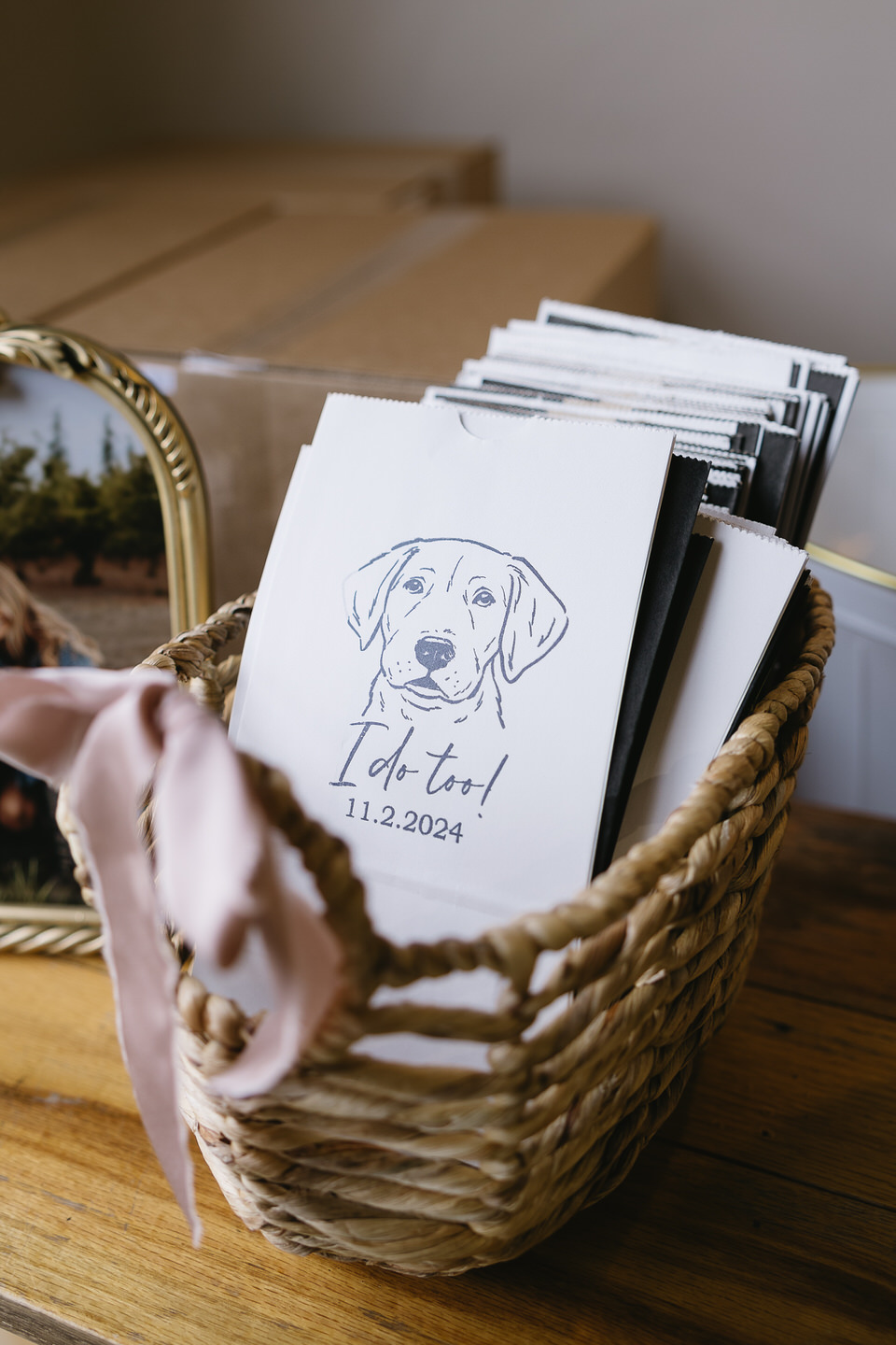 Wedding favors featuring the couples' dog. 