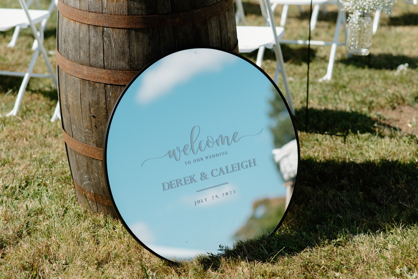 wedding welcome sign in the form of a mirror