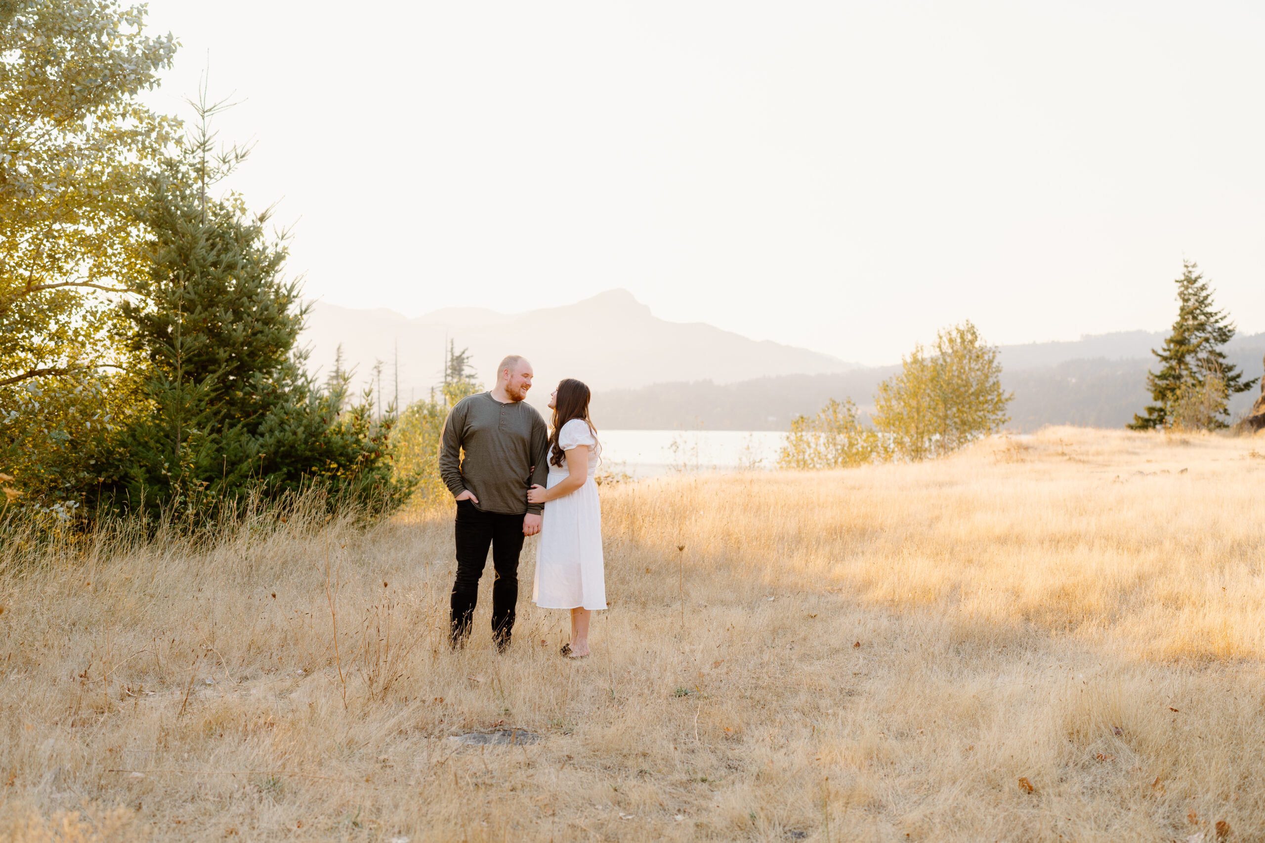 Whimsical, summer engagement photos in Oregon.