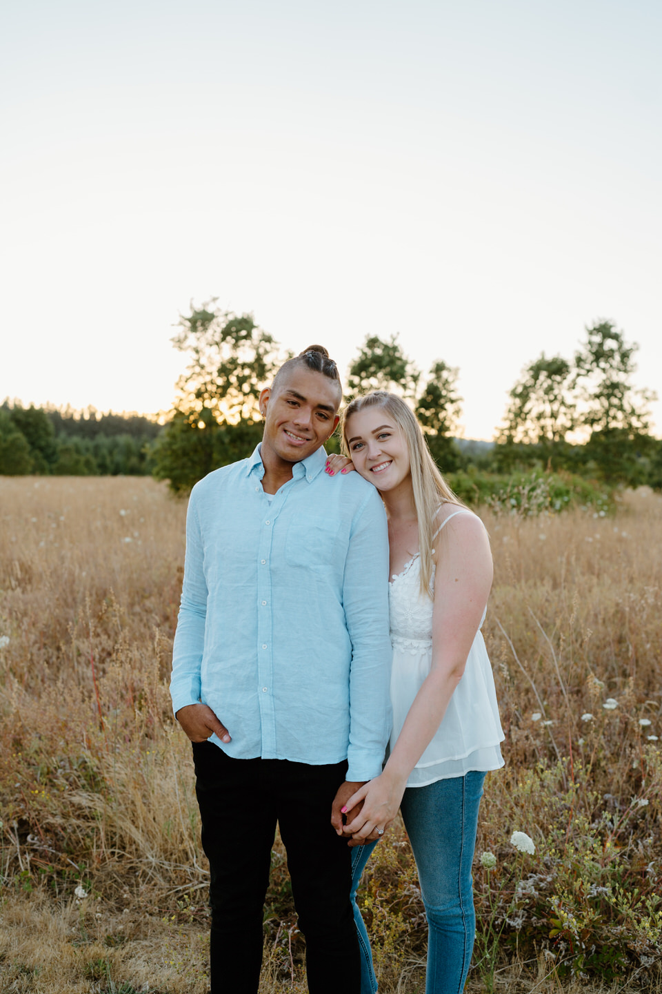 Summer engagement photo location ideas in Wilsonville, Oregon.