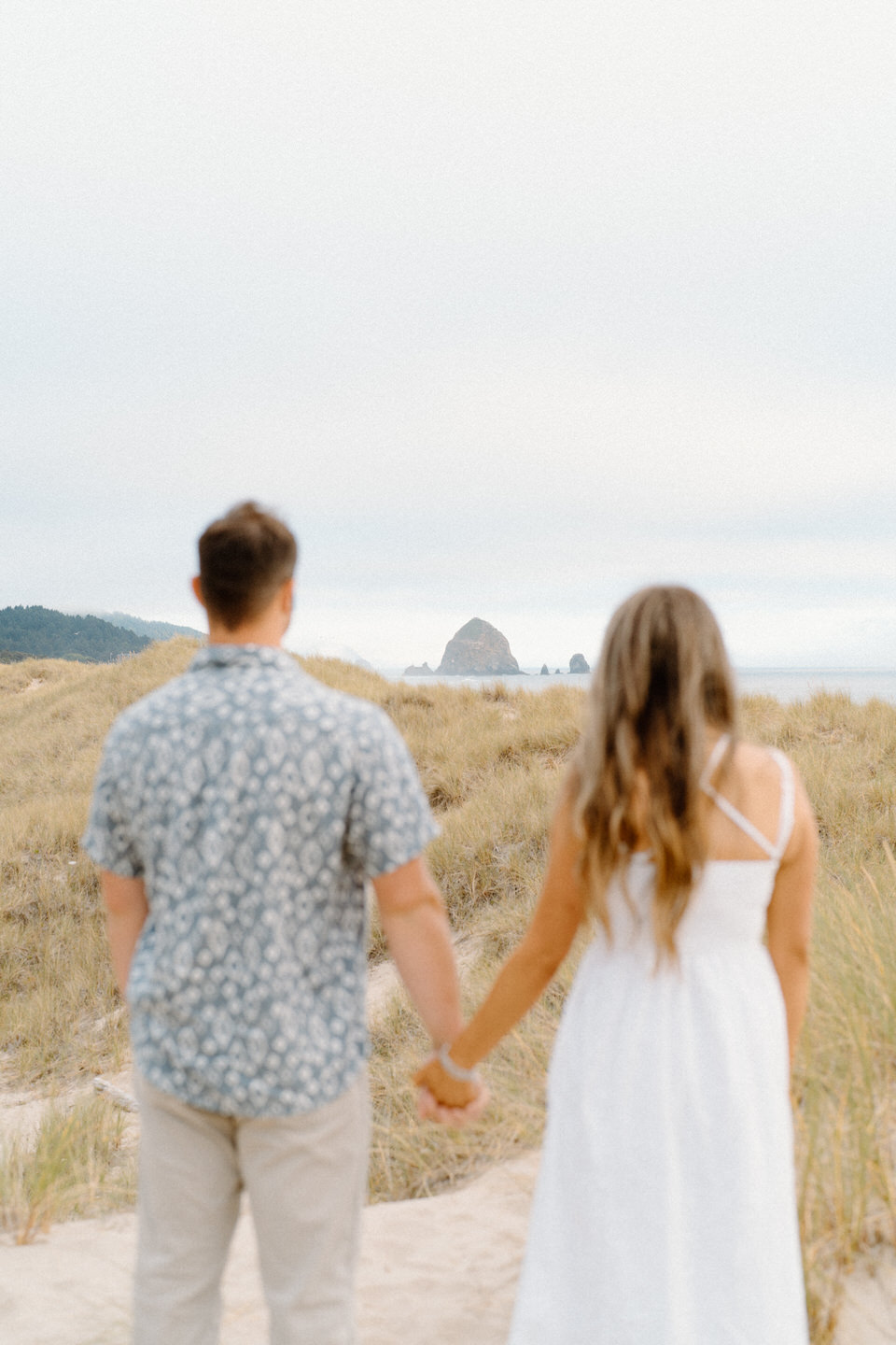 Haystack Rock couples photos at Cannon Beach