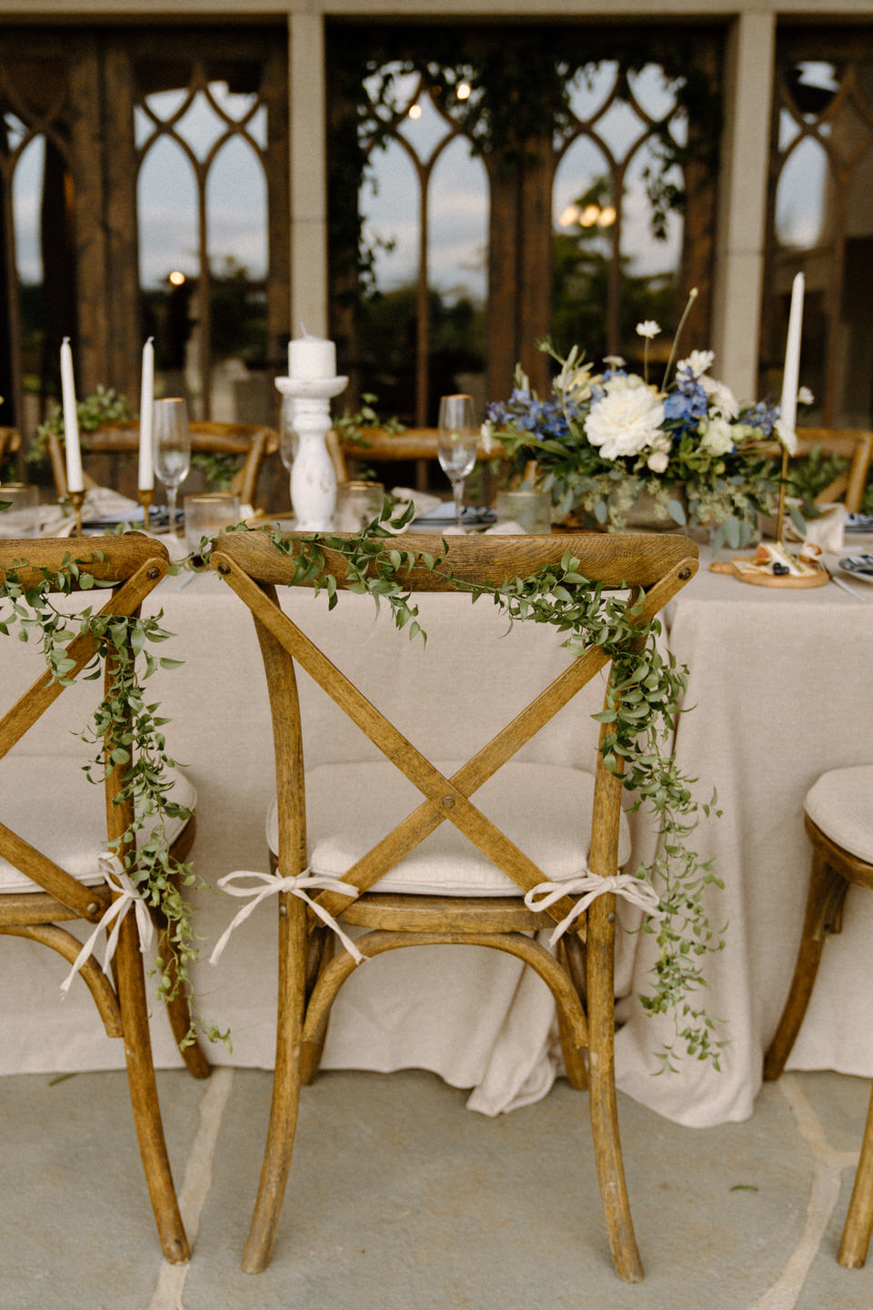 European style wedding decor for Oregon wedding