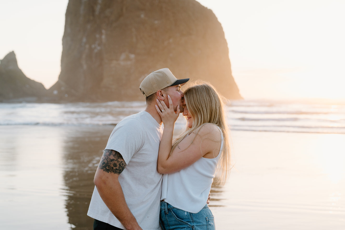 Engagement photoshoot at the Oregon Coast