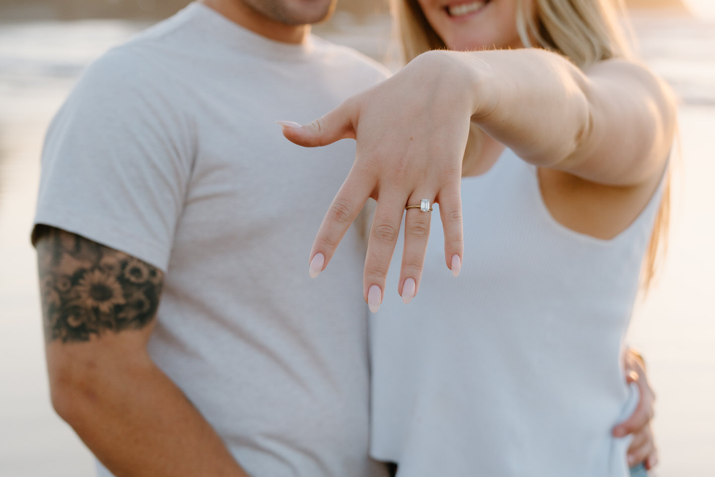 Engagement ring photos on the Oregon Coast