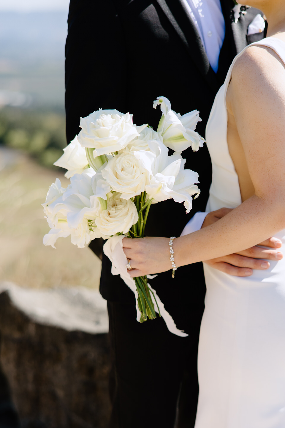 Luxury bridal bouquet for Oregon wedding.