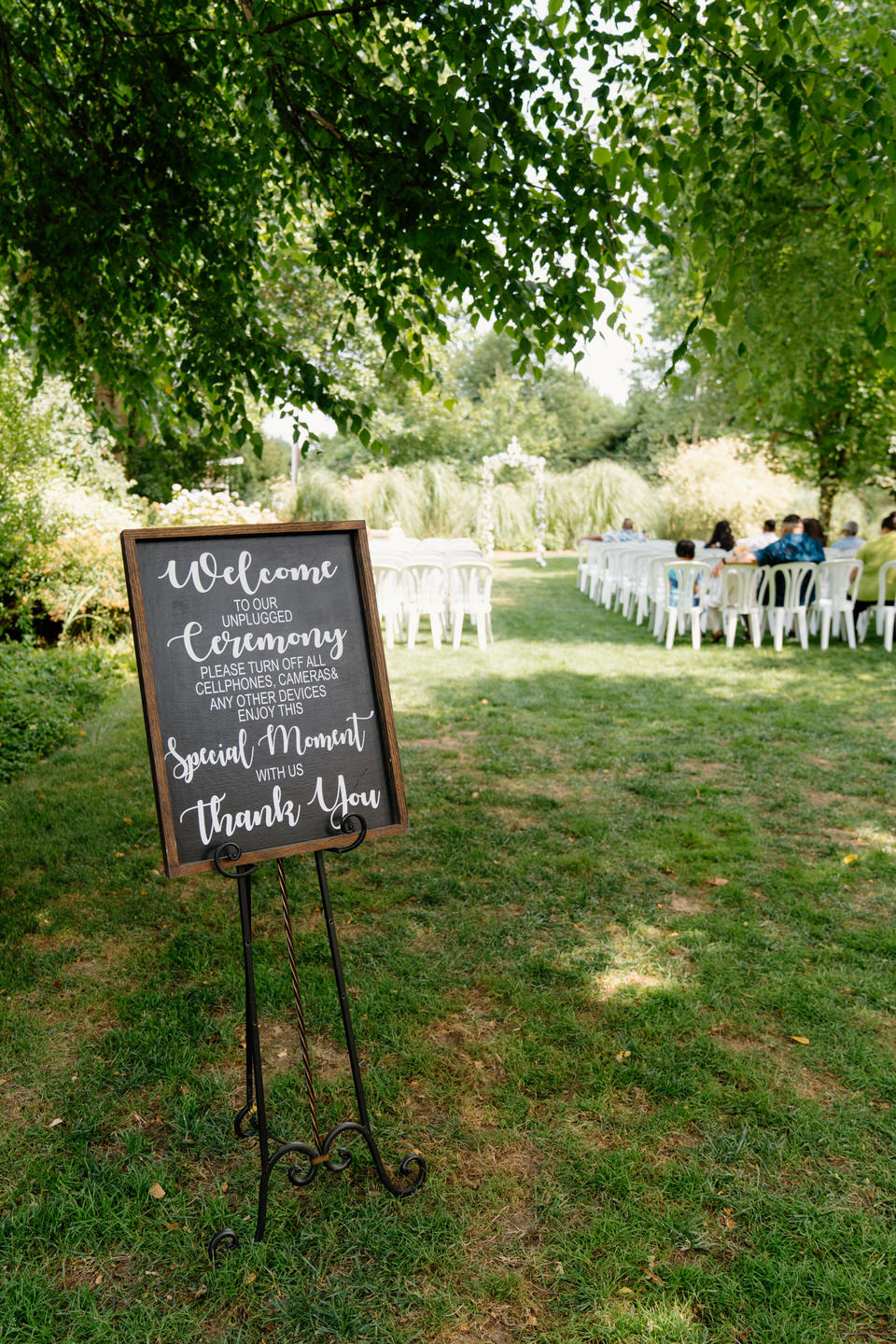 Wedding welcome sign ideas for summer wedding at Green Villa Barn.