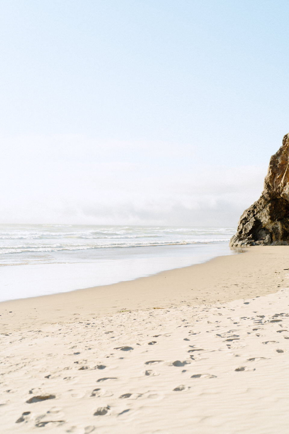 Hug Point beach scenery