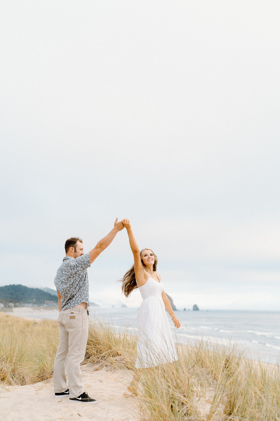 Wedding anniversary photo shoot on the Oregon Coast